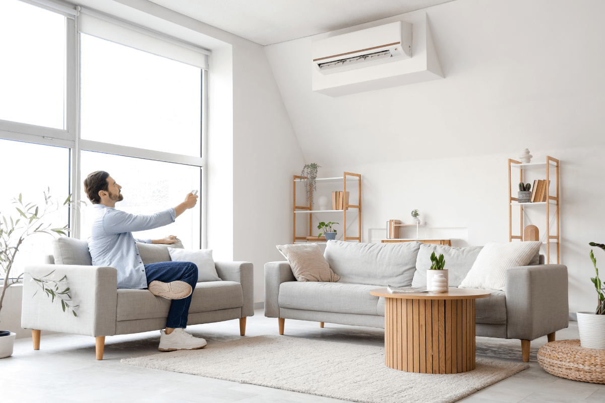 ac gree 1/2 pk berapa watt